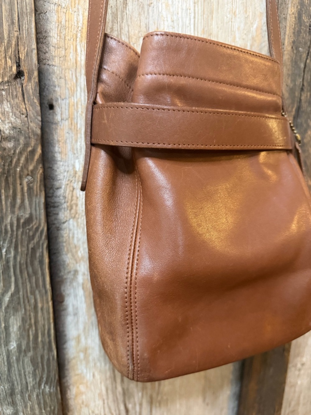 Vintage Coach BELTED BUCKET POUCH Soho 4156 Tanned Leather 90s Crossbody Bag - Picture 10 of 16
